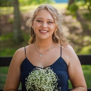 Meet your Posher, Maddie